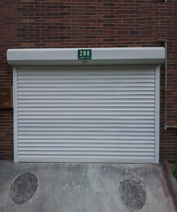 车库卷帘门