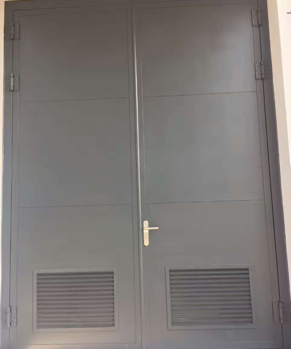 钢质大门